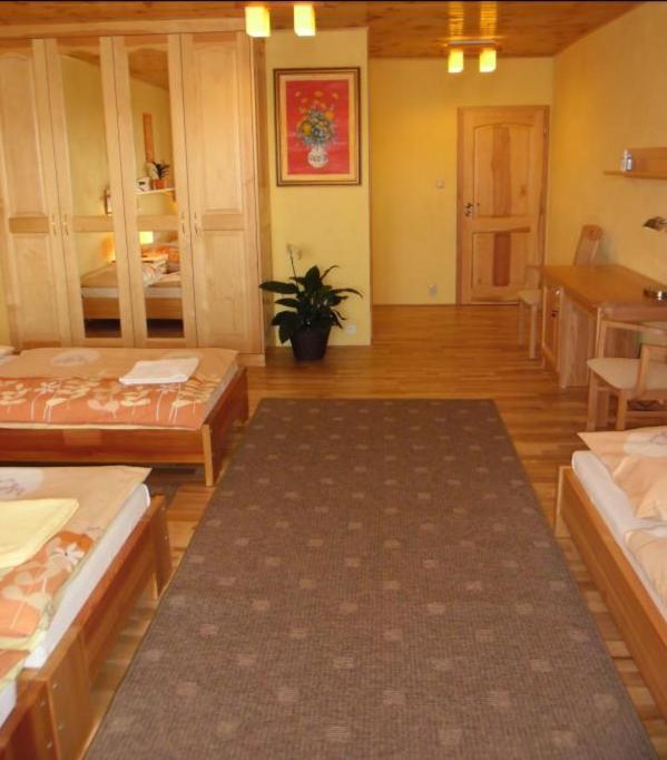 Penzion Tri Klasy Hotel Nova Lesna Room photo